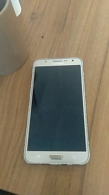 Samsung i7