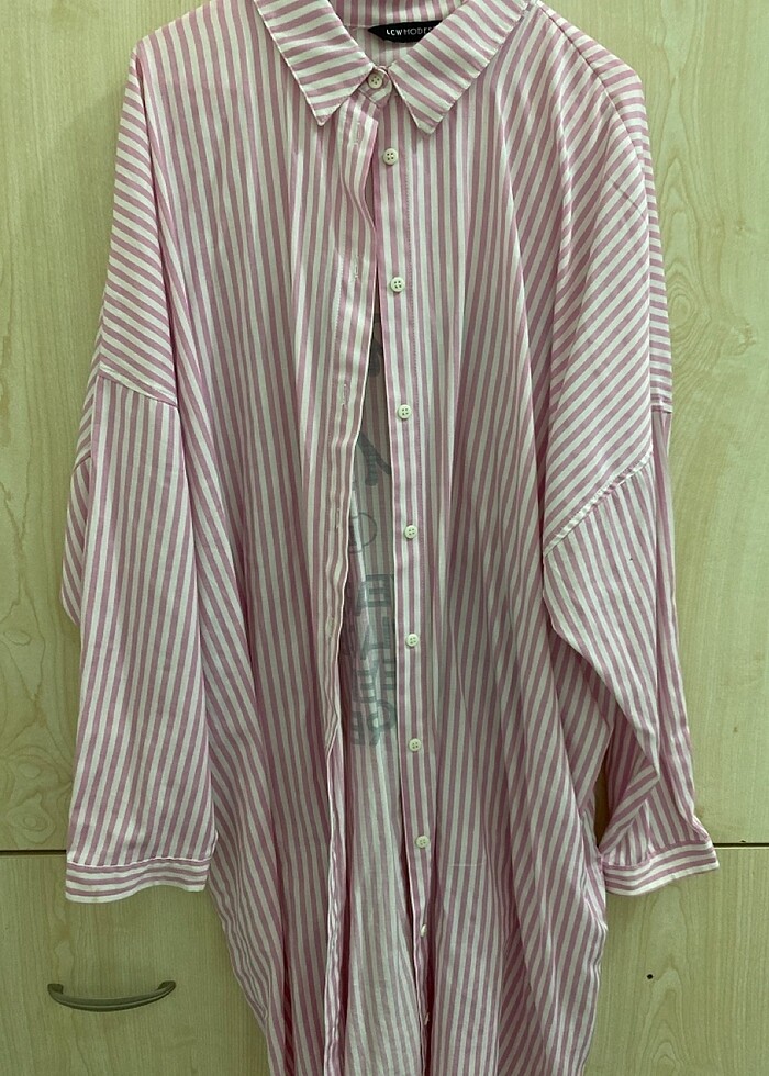 Çizgili gömlek - Görsel 3