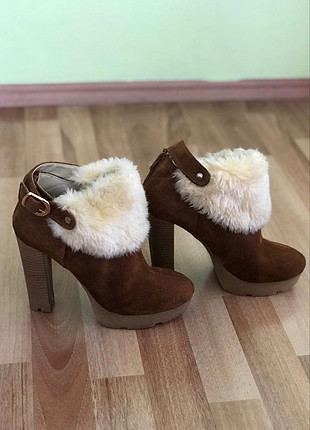 Shoe tek marka bot
