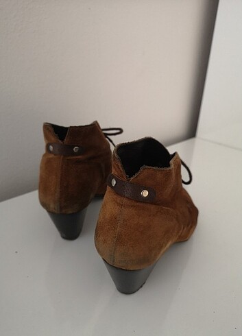 37 Beden Hotiç Hakiki Süet Bootie