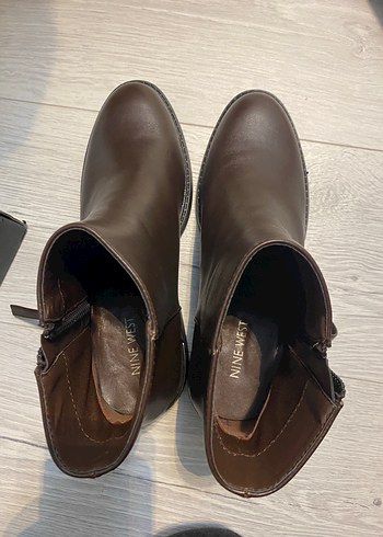 Kahverengi Deri Kadın Topuklu Bot - Görsel 2