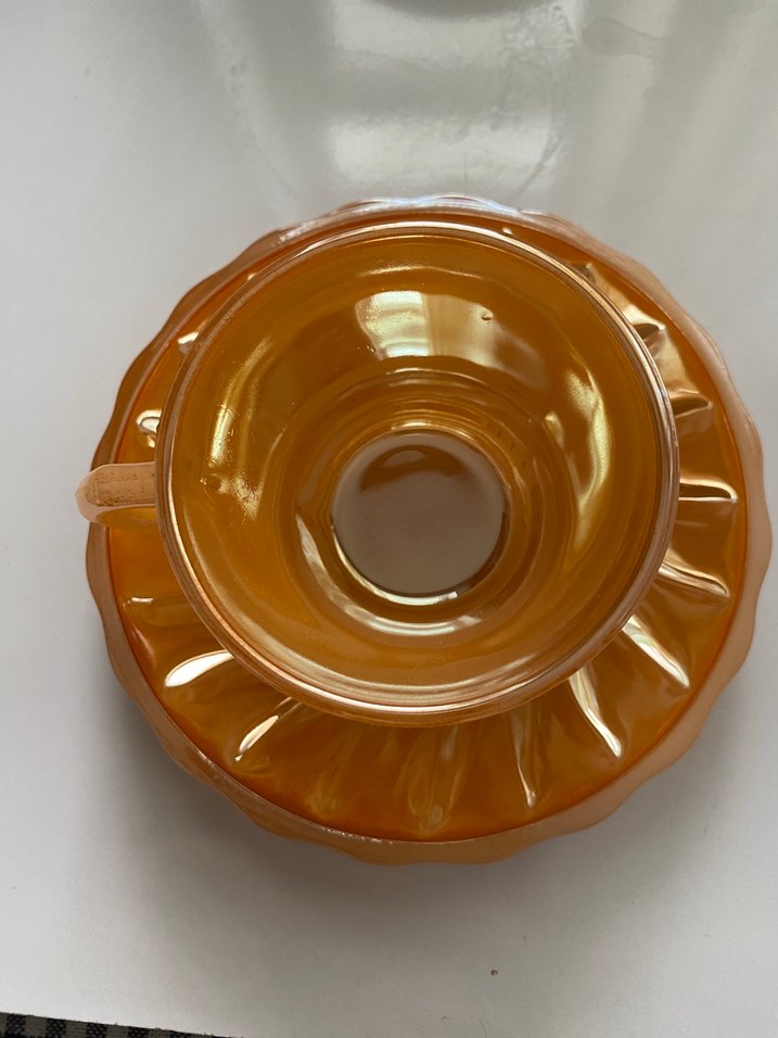 Parlak Bej Fincan ve Tabak Seti - Görsel 3