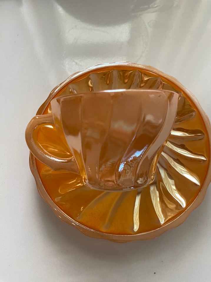 Parlak Bej Fincan ve Tabak Seti - Görsel 2