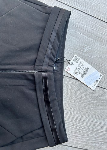 xs Beden Kadın Siyah Midi Kemerli Kumaş Pantolon