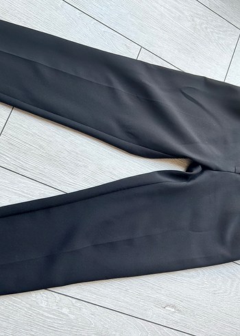 Diğer Siyah Kadın Kumaş Pantolon Midi Boy Tokalı