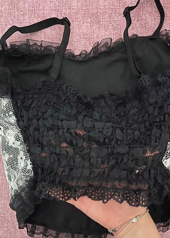 Dantel Detaylı Gotik Beyaz Büstiyer - Görsel 2