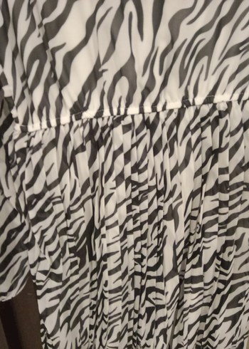 Trendyol & Milla Zebra Desenli Elbise
