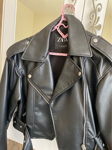Zara crop deri ceket