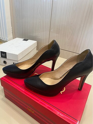 Ayakkabı dünyası Siyah dolgu topuk stiletto