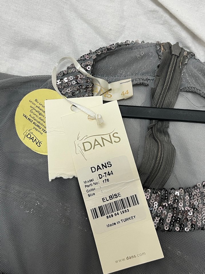 Gri Pilili Kısa Kollu Uzun Abiye Elbise - Görsel 2