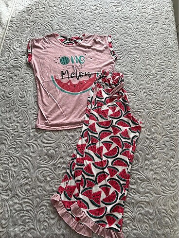 Pijama Takımı