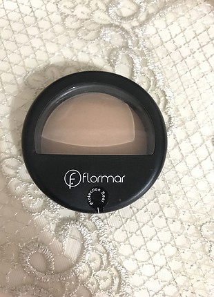 Flormar Porselen pudra