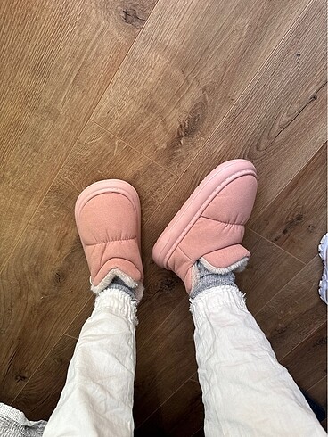 Yeni gibi ugg