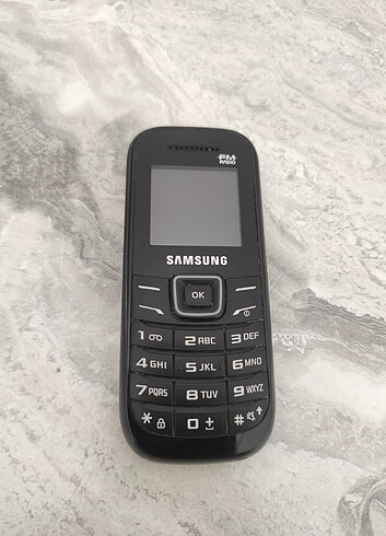 Samsung tuslu telefon