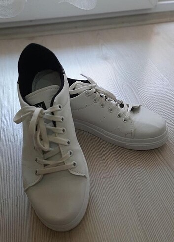 39 Beden beyaz Renk #Beyaz #sneaker #spor #ayakkabi