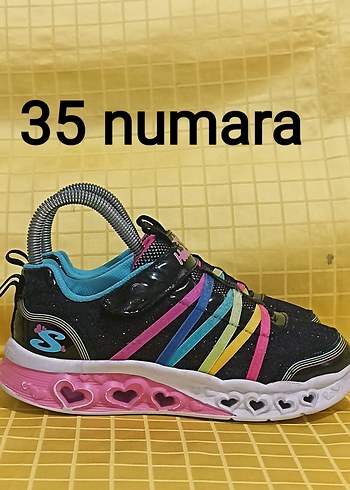 Skechers 35