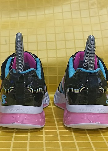 35 numara orijinal SKECHERS marka spor ayakkabı. - Görsel 4