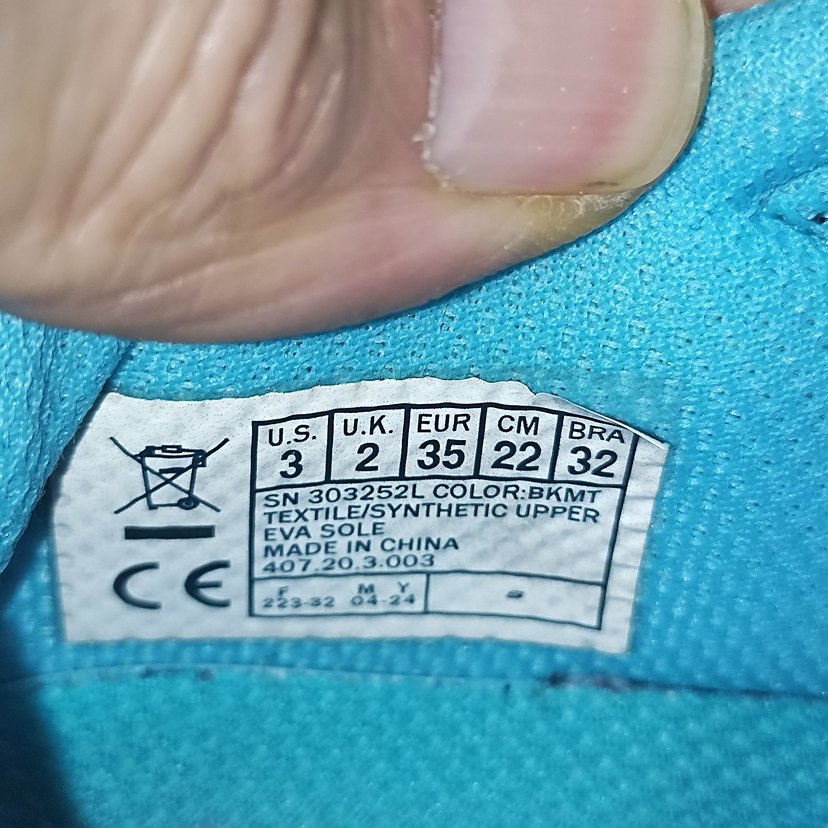 35 numara orijinal SKECHERS marka spor ayakkabı. - Görsel 2