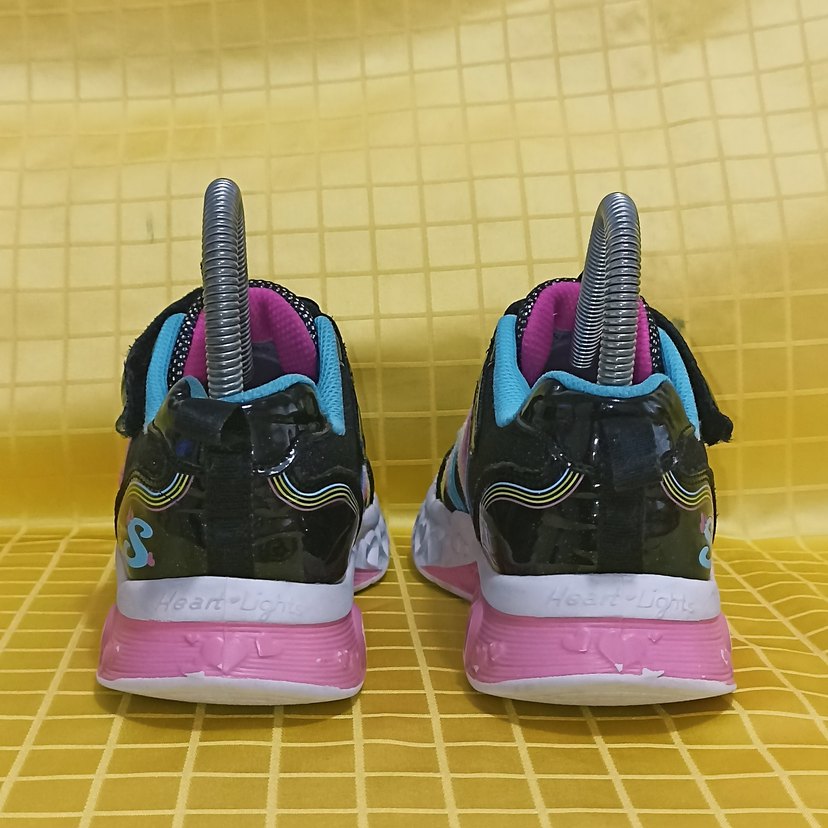 35 numara orijinal SKECHERS marka spor ayakkabı. - Görsel 4