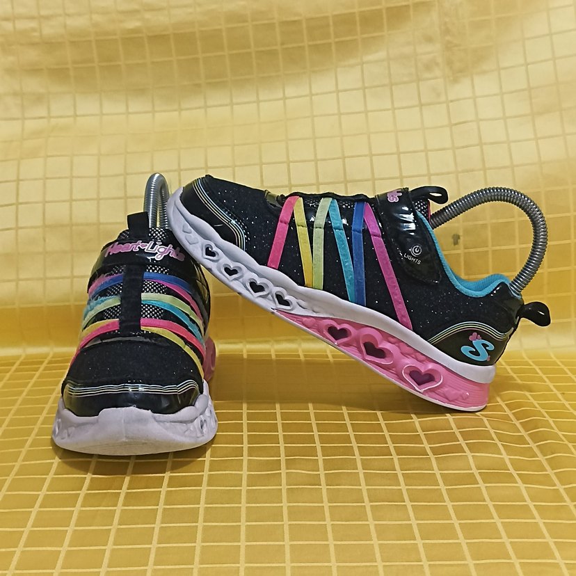 35 numara orijinal SKECHERS marka spor ayakkabı. - Görsel 5