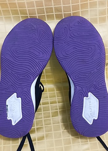 42 numara orjinal LOTTO marka spor ayakkabı. - Görsel 2