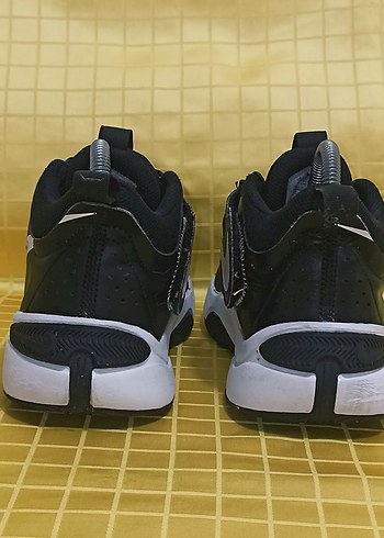 38.5 numara orjinal NİKE spor ayakkabı. - Görsel 4