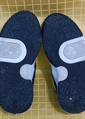 38.5 numara orjinal NİKE spor ayakkabı. - Görsel 3