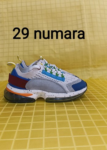 29 numara orjinal ZARA marka spor ayakkabı.