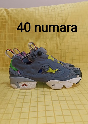 40 numara orjinal REEBOK spor ayakkabı.