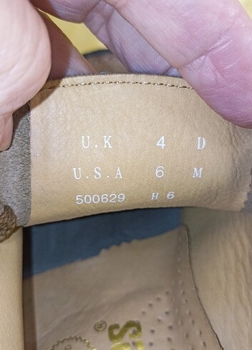 36 Beden 36 numara orjinal CLARKS WALLABEES marka ayakkabı