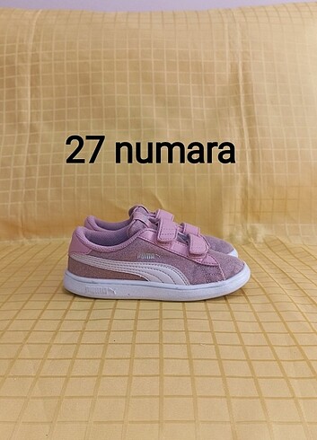 27 numara orjinal PUMA spor ayakkabı.