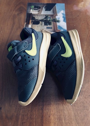 Nike Çocuk Gri Spor Ayakkabı - Görsel 2