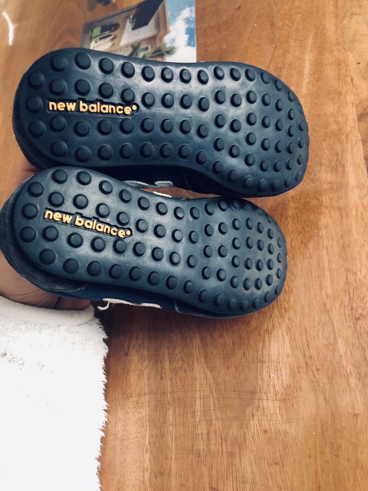 New Balance Çocuk Cırt Cırtlı Spor Ayakkabı - Görsel 4