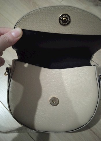 Bej Deri Kadın Omuz Çantası Tokalı - Görsel 2