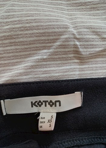 Koton Kadın Siyah Pilili Kumaş Pantolon