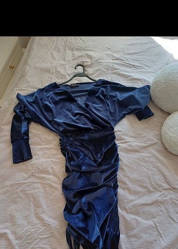 Siyah Mini V Yaka Yılan Desenli Elbise - Görsel 3