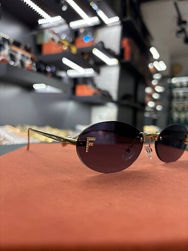 Beden ? fendi İthal Sunglasses