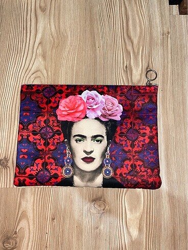 Frida el çantası