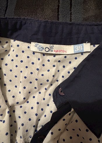 Düğmeli Uzun Kollu Puantiyeli Kadın Gömlek - Görsel 4