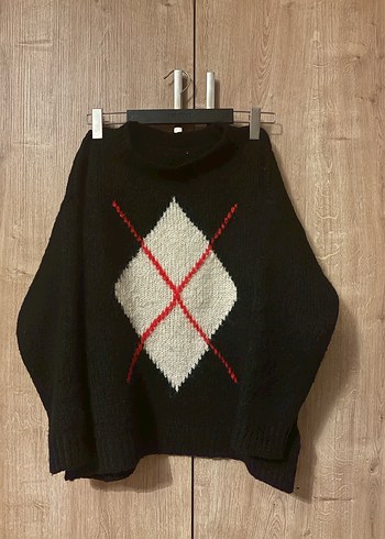 Siyah Yünlü Kadın Kazak - Görsel 2