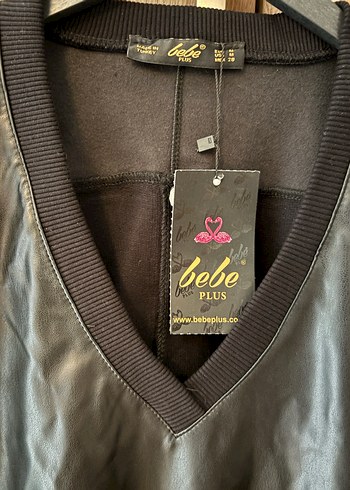 Bebe Marka Siyah V Yaka Deri Kadın Elbise - Görsel 3