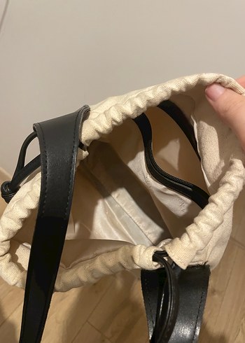 Manuka Marka Kol Çantası - Görsel 4