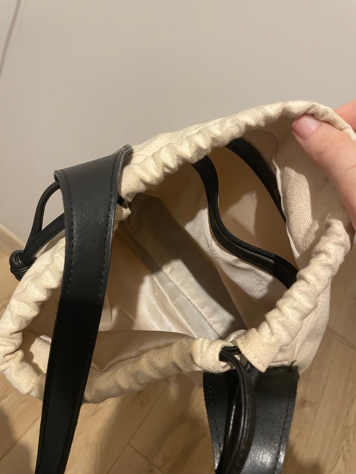 Manuka Marka Kol Çantası - Görsel 4