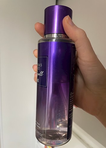 Victoria's Secret Love Spell Luxe Body Mist - Görsel 2