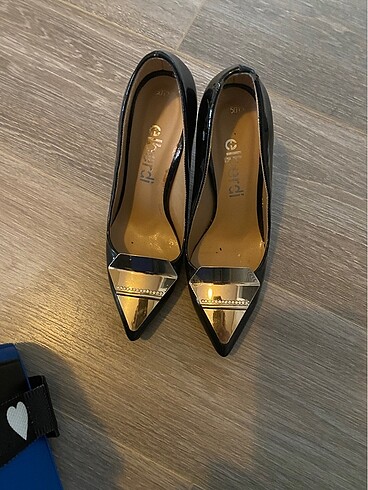 Topuklu ayakkabı - Görsel 4