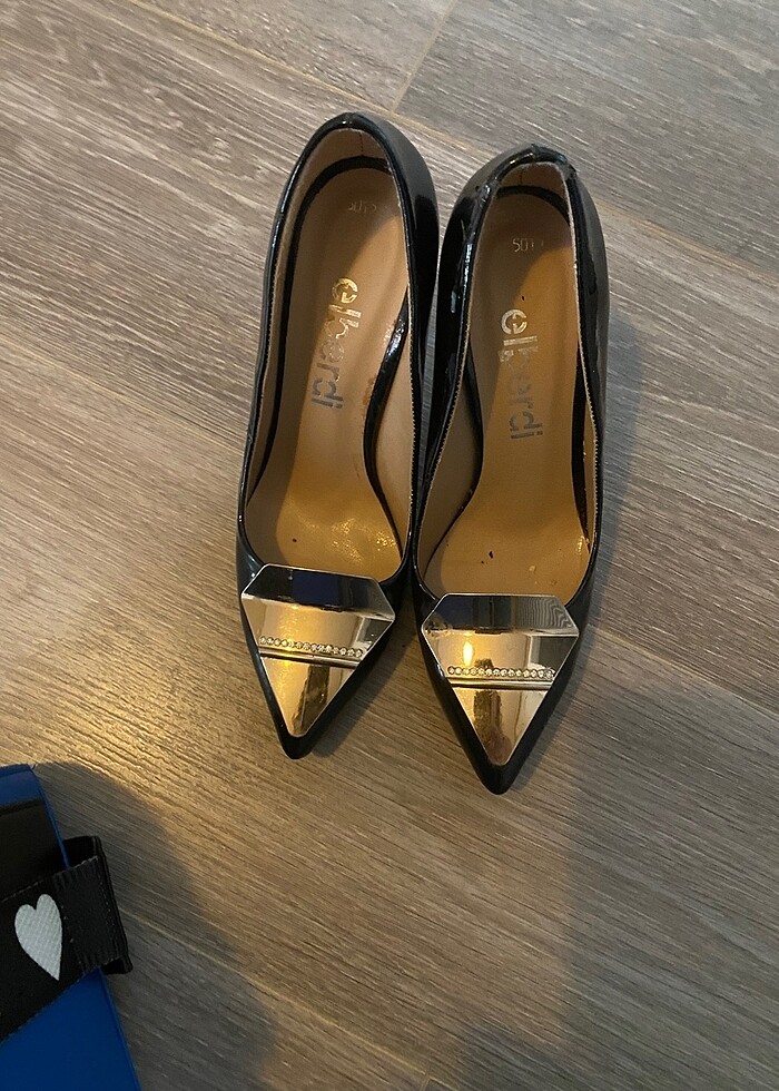 Topuklu ayakkabı - Görsel 4