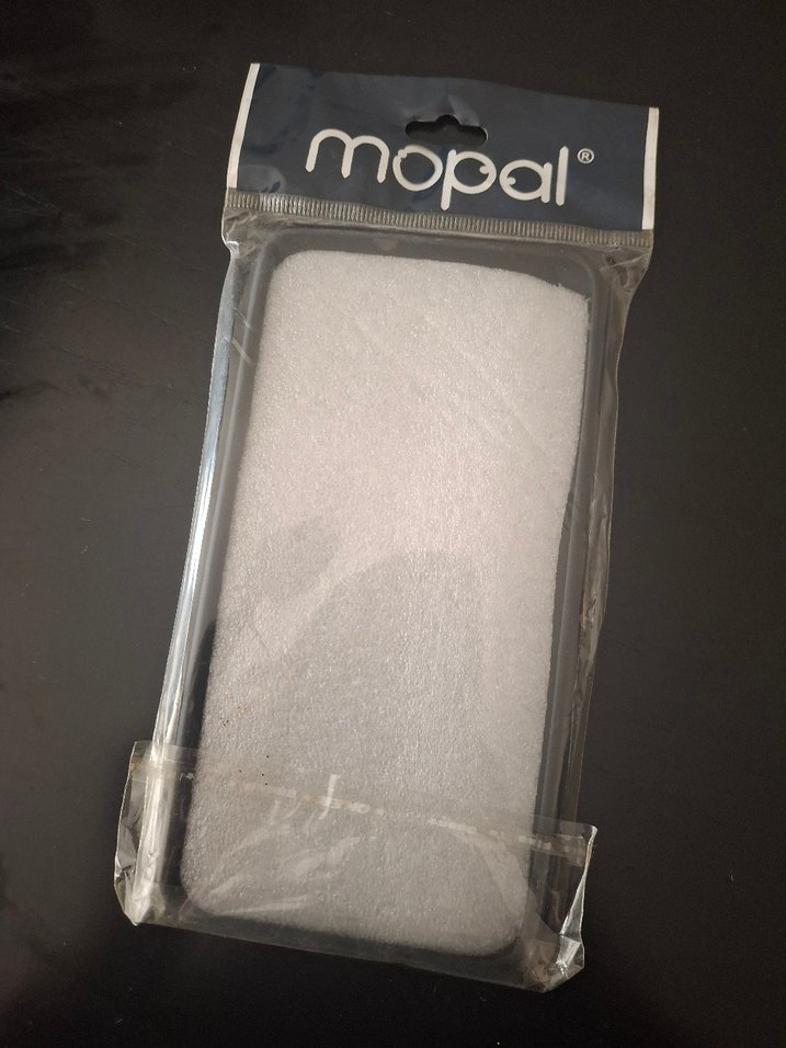 gm5 plus kılıf düz siyah - Görsel 2