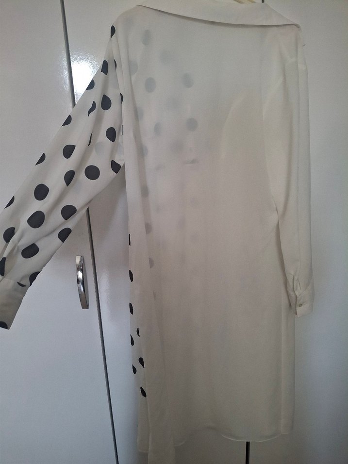 Puantiye Desenli Uzun Tunik - Görsel 4