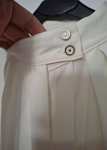Düğmeli Yüksek Yaka krem Kadın Gömlek - Görsel 4