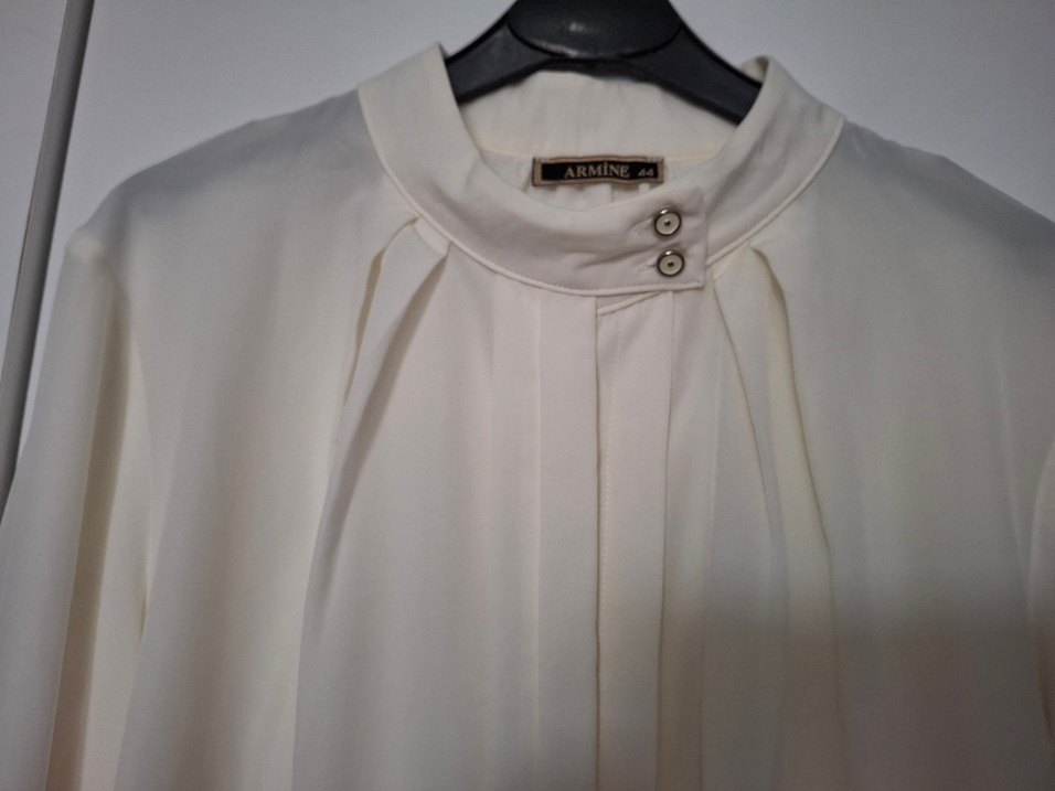 Düğmeli Yüksek Yaka krem Kadın Gömlek - Görsel 5